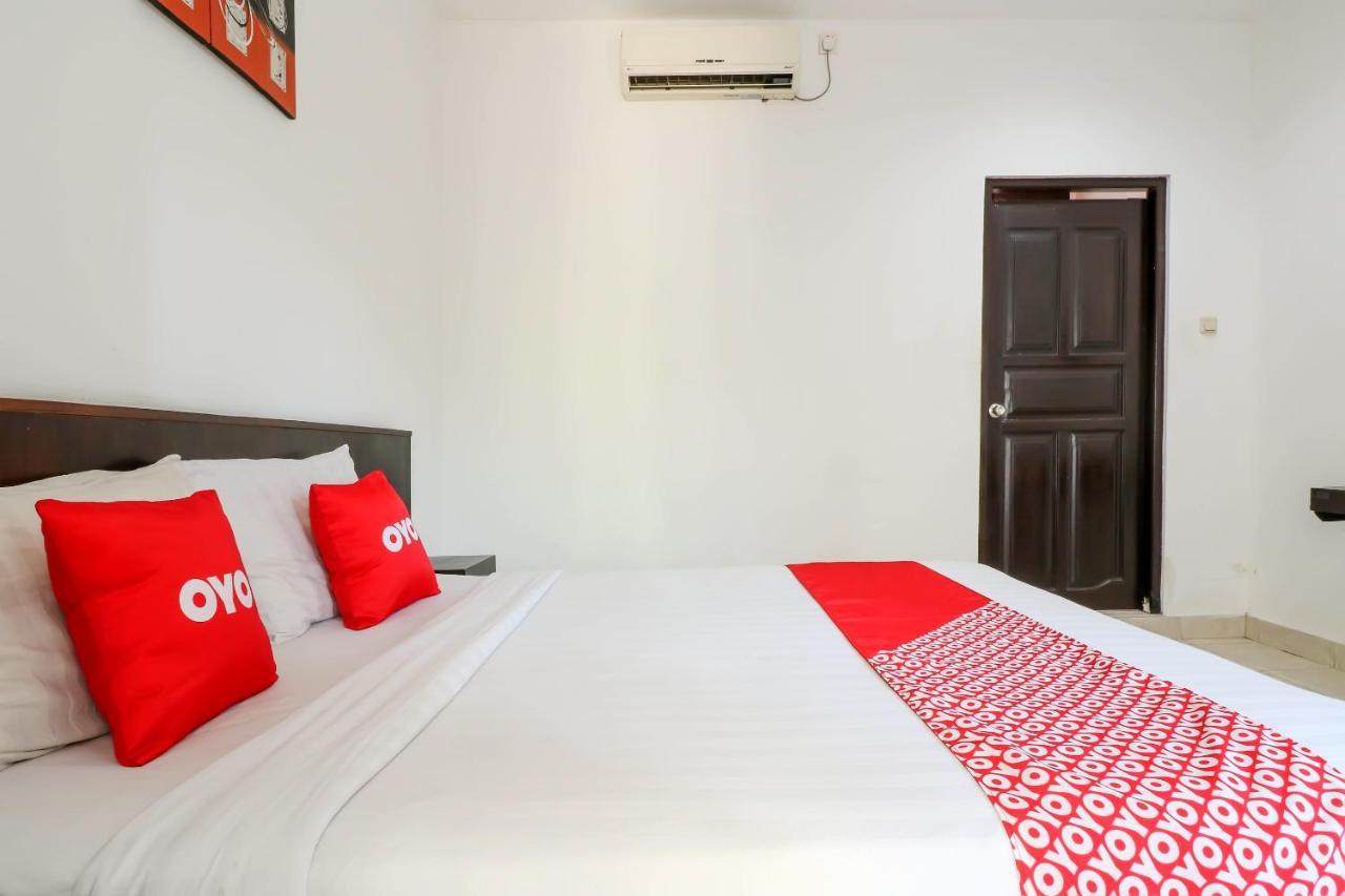 Capital O 1666 Grand Pudjawan Hotel Near Kuta Beach Exterior photo
